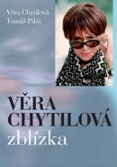 Věra Chytilová zblízka (Věra Chytilová, Tomáš Pilát)